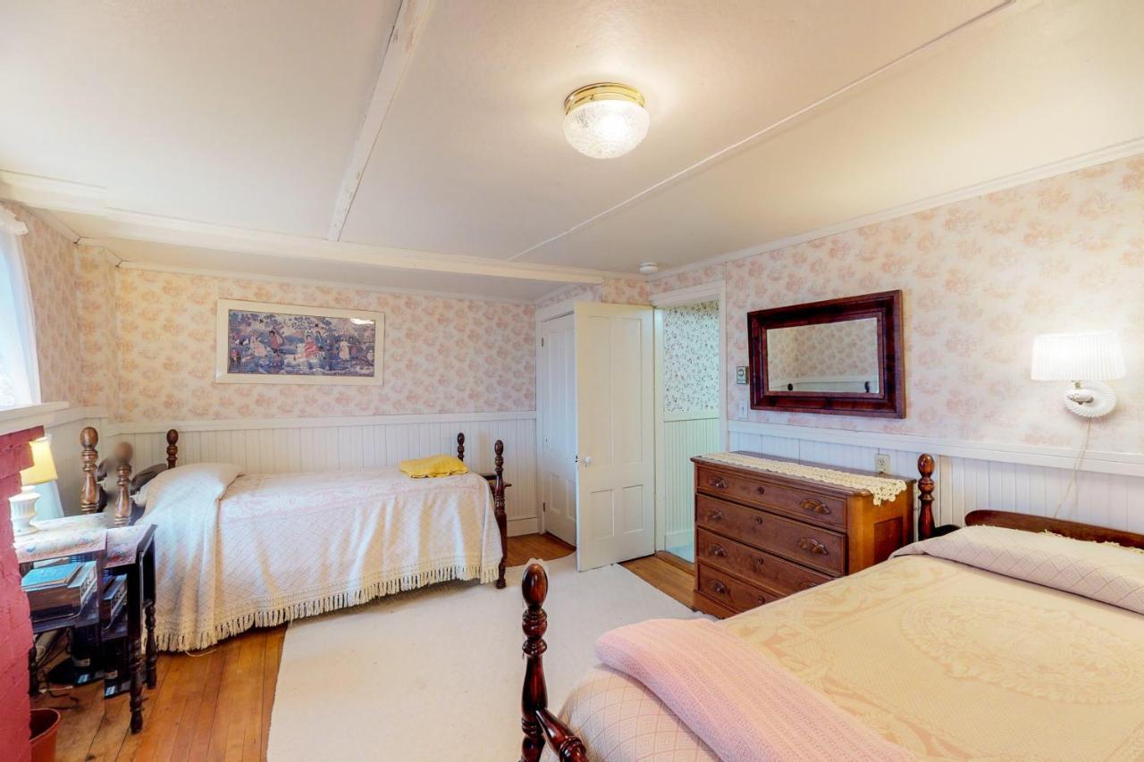 Andrews Point Ocean Home Рокпорт Екстериор снимка